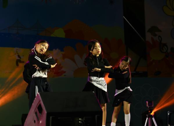 1949227467_zcuFm4AD_e815589cb5398e74a25c