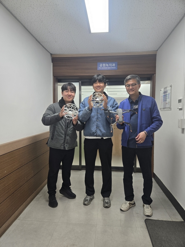 1994182814_KVdcm9r2_e237b43c672267ff8954