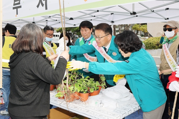 1994182814_nqYsao4t_e898d5d06120c9133103