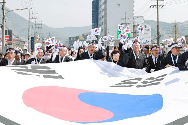 1994182814_C86meMIJ_e19747b6b0c937c75ed5