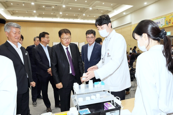 1994182814_W826P9Nm_b639508e6a035f22a647